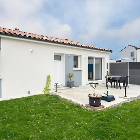 Maison Moderne Pour 7 Personnes A *