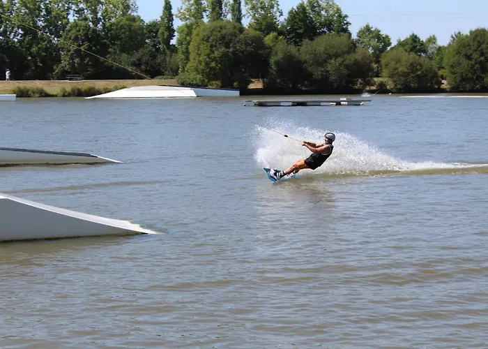 Maison Moderne Pour 7 Personnes A *