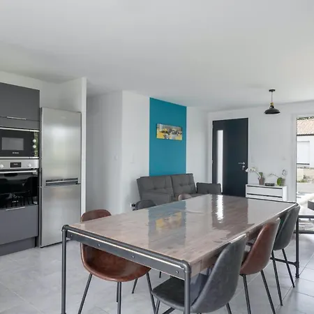Feriehus Maison Avec Jardin 6 Adultes 1 Enfant Saint-Michel-Chef-Chef